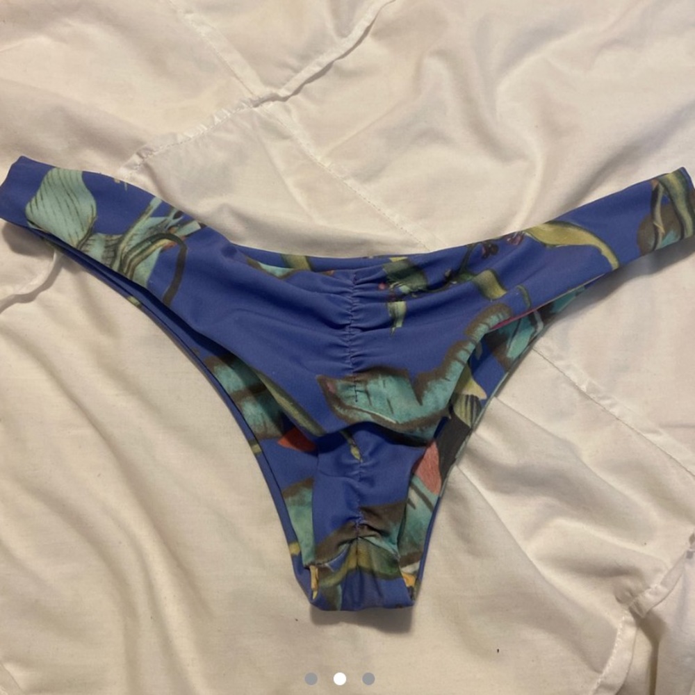 Stone fox bottoms
